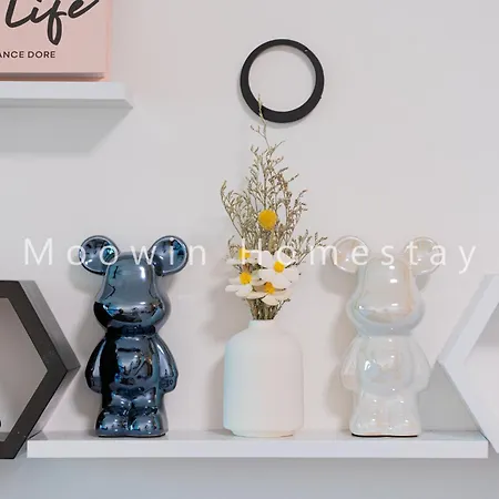 Comfy Studio Room By Moowin